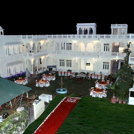 Hotel Jaipur Darbar Exteriér fotografie
