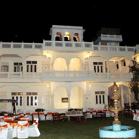 Hotel Jaipur Darbar Exteriér fotografie